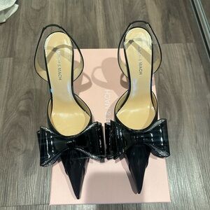 MACH & MACH Black Patent Bow Heels “Le Cadeau”